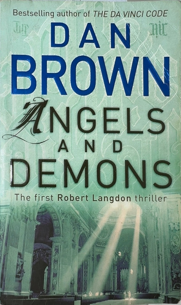 Angels and Demons - By Dan Brown — front cover