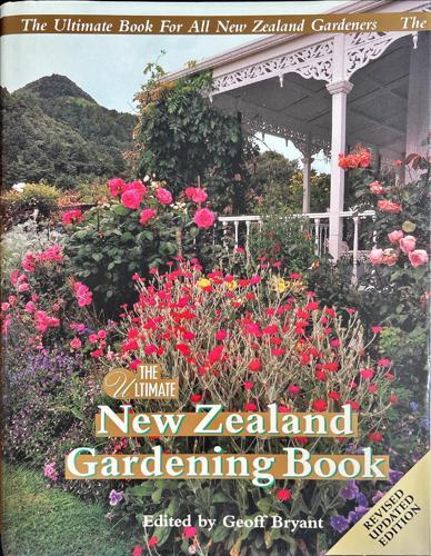 The Ultimate New Zealand Gardening Book_Geoff Bryant